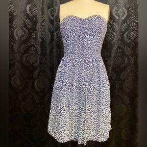 Adorable Blue Floral Strapless Dress With Pockets